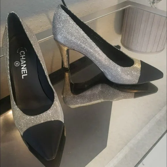 Chanel Sparkle Heels 38.5 GORGEOUS!!! RARE 😍😍😍 - Picture 4 of 17